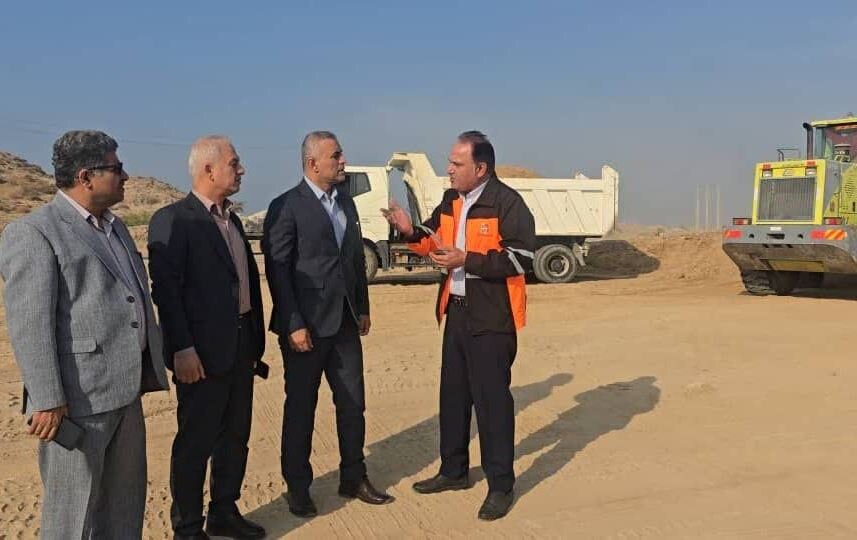 فرماندار گناوه: راه‌های روستایی «چاهک» و «چاهشور» آسفالت می شود