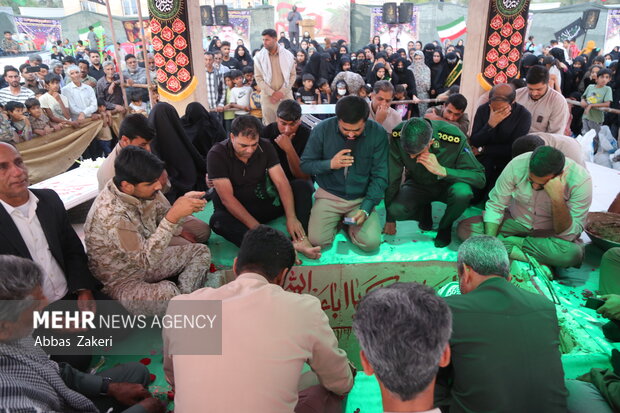 تشییع و خاکسپاری شهید گمنام در میناب