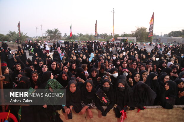 تشییع و خاکسپاری شهید گمنام در میناب