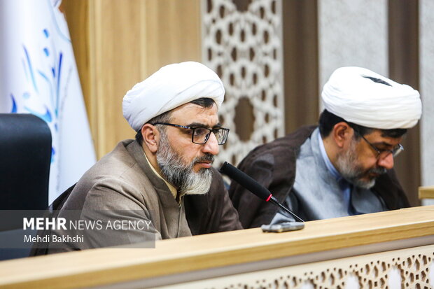 نشست راهبردی عملیات زندگی با آیه ها در قم