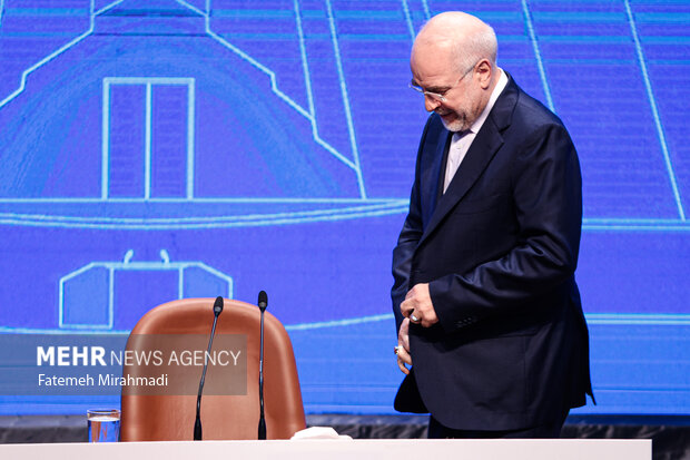 نشست خبری رئیس مجلس شورای اسلامی