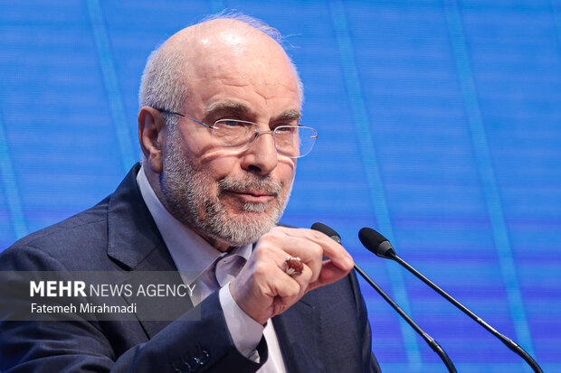 نشست خبری رئیس مجلس شورای اسلامی