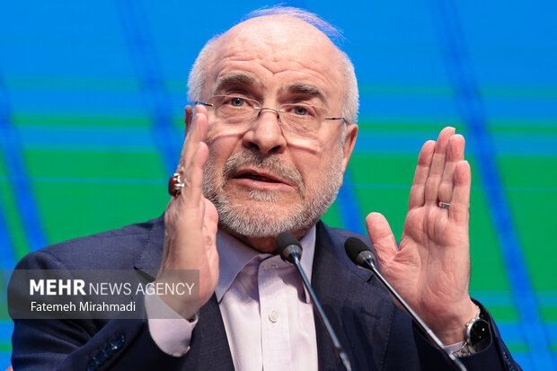 نشست خبری رئیس مجلس شورای اسلامی