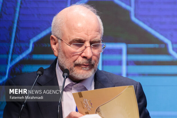 نشست خبری رئیس مجلس شورای اسلامی