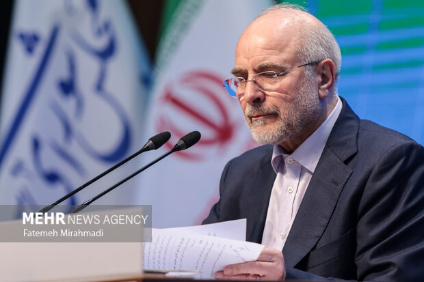 نشست خبری رئیس مجلس شورای اسلامی