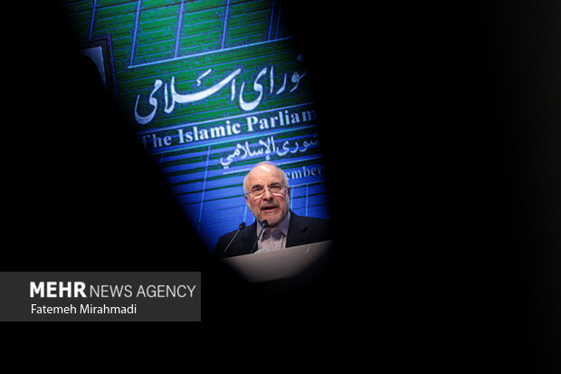 نشست خبری رئیس مجلس شورای اسلامی