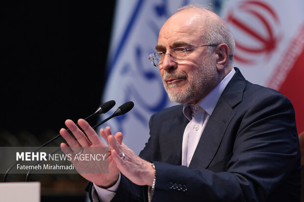 نشست خبری رئیس مجلس شورای اسلامی