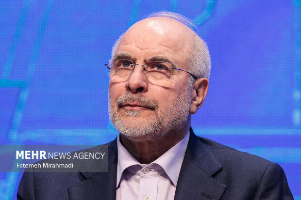 نشست خبری رئیس مجلس شورای اسلامی