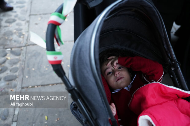 راهپیمایی خانوادگی به میزبانی میرزا کوچک