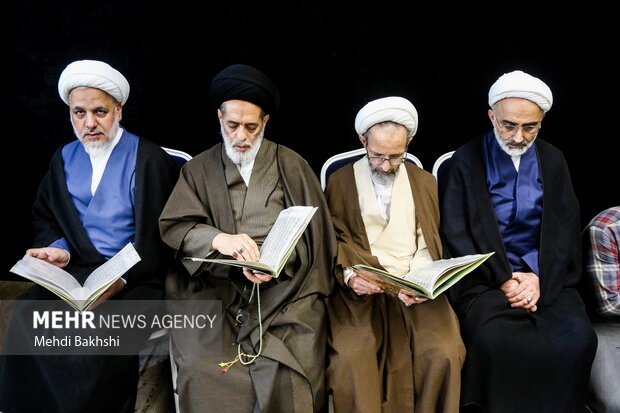 مراسم ختم پسر حجت الاسلام صدیقی در قم