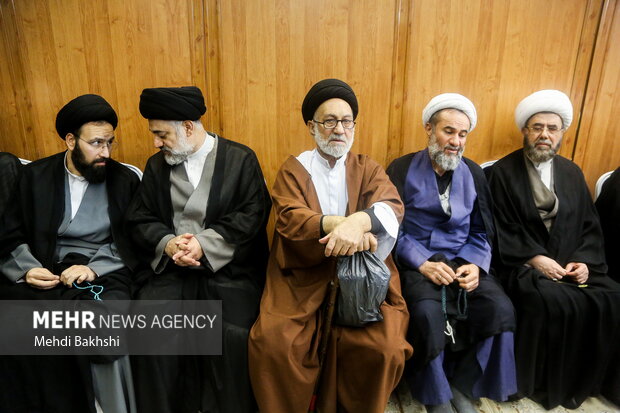 مراسم ختم پسر حجت الاسلام صدیقی در قم