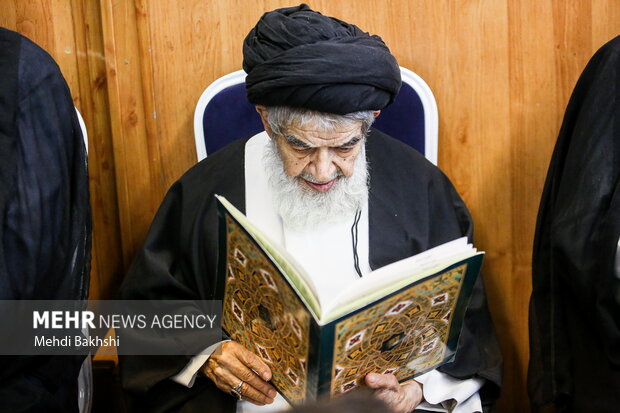 مراسم ختم پسر حجت الاسلام صدیقی در قم