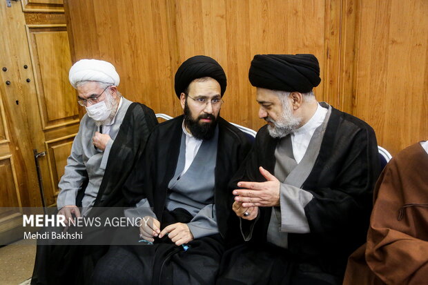 مراسم ختم پسر حجت الاسلام صدیقی در قم