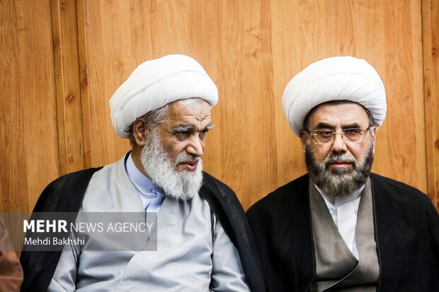 مراسم ختم پسر حجت الاسلام صدیقی در قم