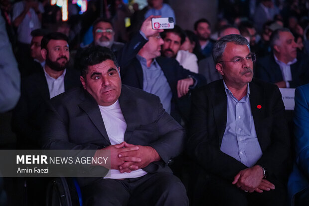 اختتامیه چهل و سومین جشنواره جهانی فیلم فجر در شیراز پایان یافت