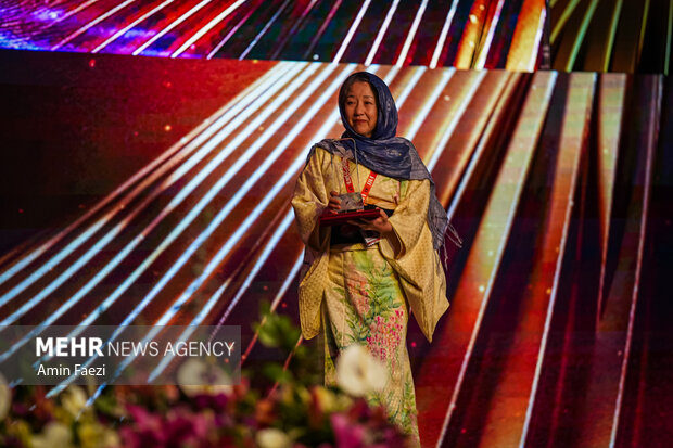 اختتامیه چهل و سومین جشنواره جهانی فیلم فجر در شیراز پایان یافت