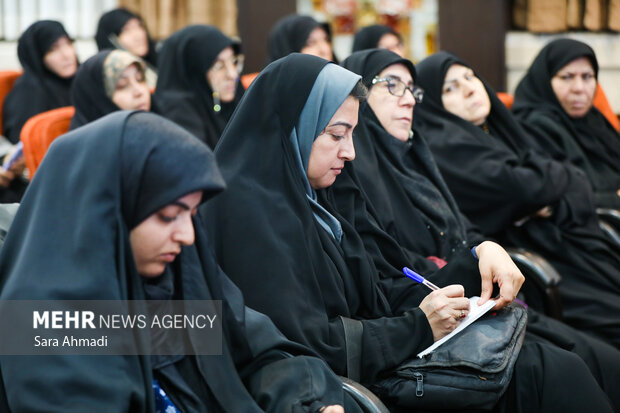 مراسم اختتامیه دوره توانمندسازی بانوان ومدیران کانون‌های بسیج خواهران اقشار سراسر کشور در مشهد