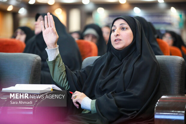 مراسم اختتامیه دوره توانمندسازی بانوان ومدیران کانون‌های بسیج خواهران اقشار سراسر کشور در مشهد