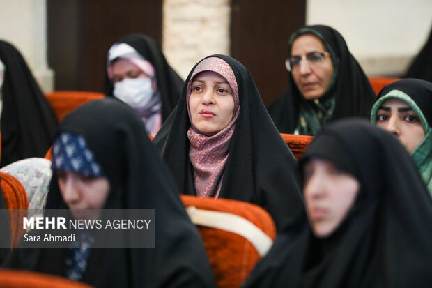 مراسم اختتامیه دوره توانمندسازی بانوان ومدیران کانون‌های بسیج خواهران اقشار سراسر کشور در مشهد