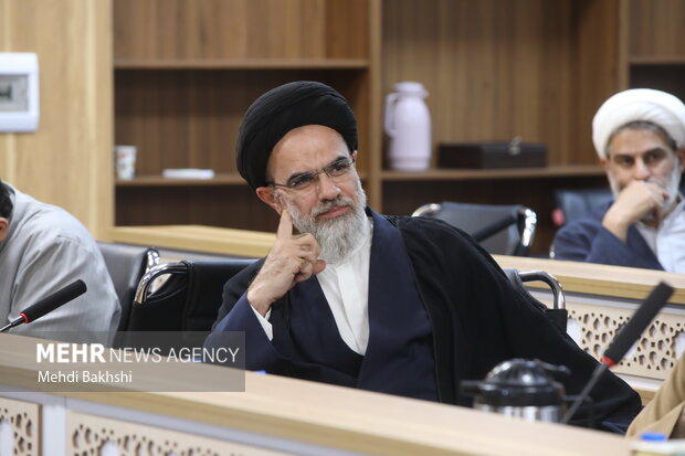 آیین رونمایی از کتاب های ۲۰ گانه مسجد در قم