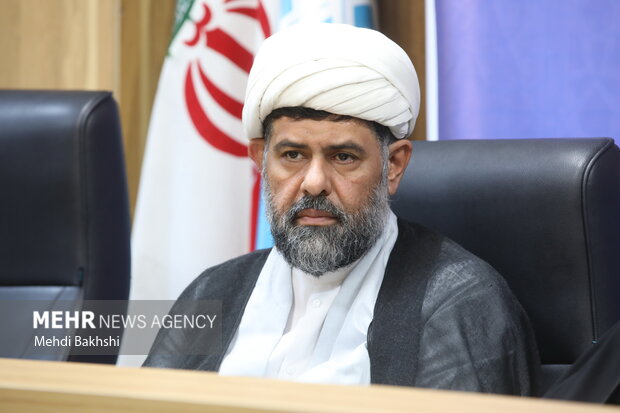 آیین رونمایی از کتاب های ۲۰ گانه مسجد در قم