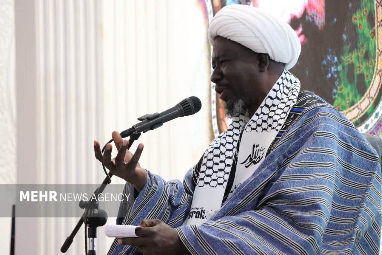 شیخ بلم: انقلاب اسلامی نور استقلال و مقاومت را به جهان تاباند شیخ بلم: انقلاب اسلامی نور استقلال و مقاومت را به جهان تاباند