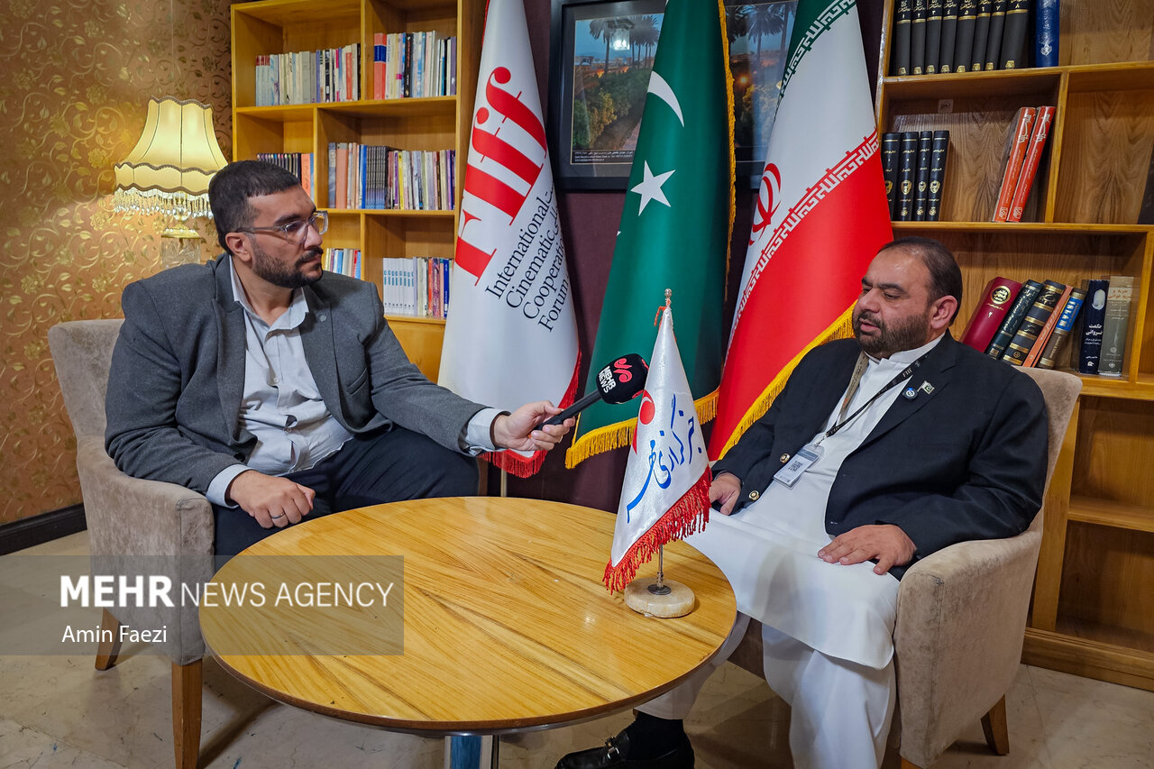 کهچی: امضای تفاهم نامه فرهنگی ایران و پاکستان؛ ترجمه آثار اقبال به اردو 3