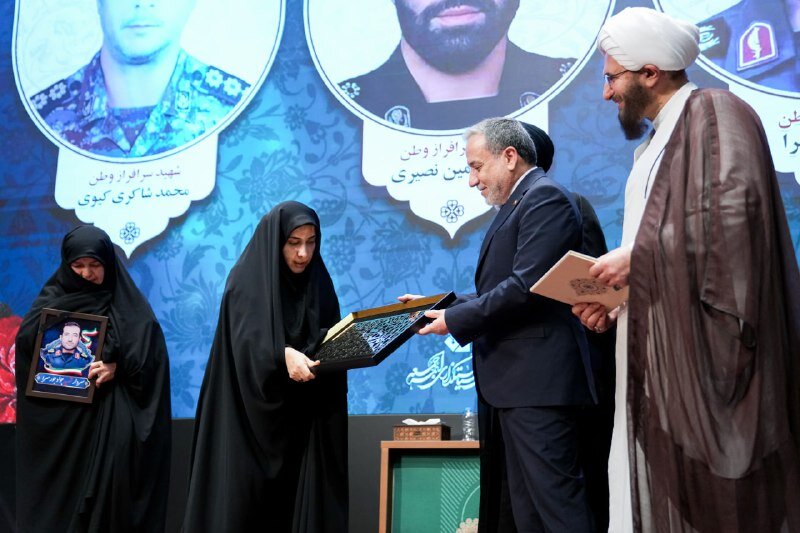 ايران،دفاع،ملي،كشور،انسجام،ملت،تلاش،ائمه،دشمنان،صهيونيستي،جمعه