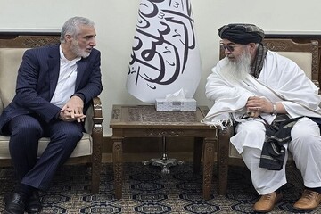 İran Sağlık Bakan Yardımcısı Afganistan’a gitti