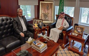 القنصل العام الإيراني في دبي يلتقي نظيره السعودي