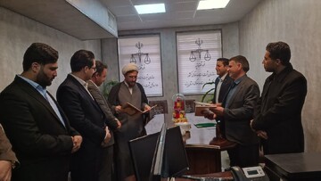 بازدید معاون قضایی رئیس قوه قضاییه از اداره ثبت اسناد و املاک خاتم