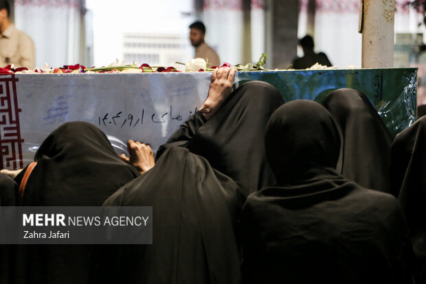 تشییع دو شهید گمنام در دانشگاه فرهنگیان پردیس فاطمه الزهرا بندعباس