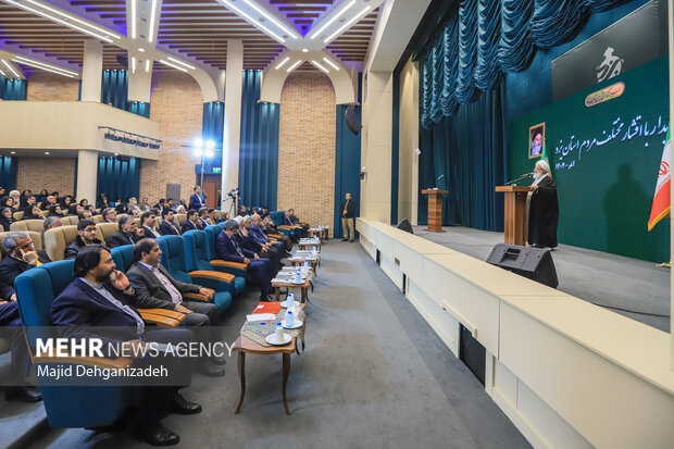 دیدار اقشار مختلف مردم استان یزد با رئیس قوه قضائیه