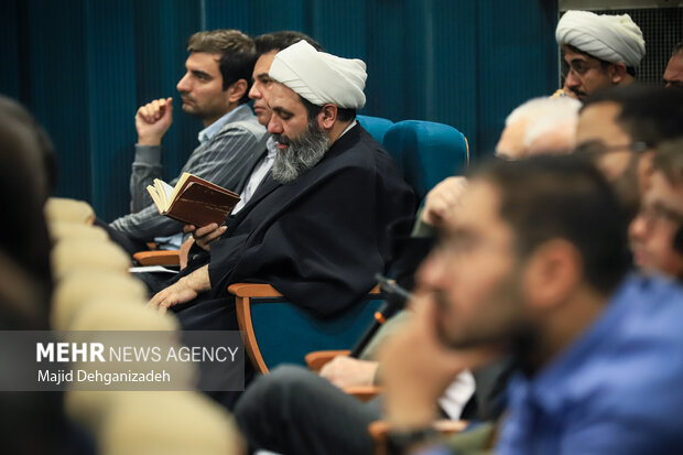 دیدار اقشار مختلف مردم استان یزد با رئیس قوه قضائیه