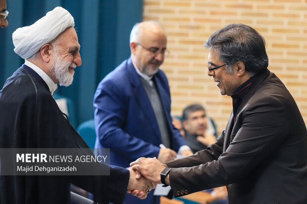 دیدار اقشار مختلف مردم استان یزد با رئیس قوه قضائیه