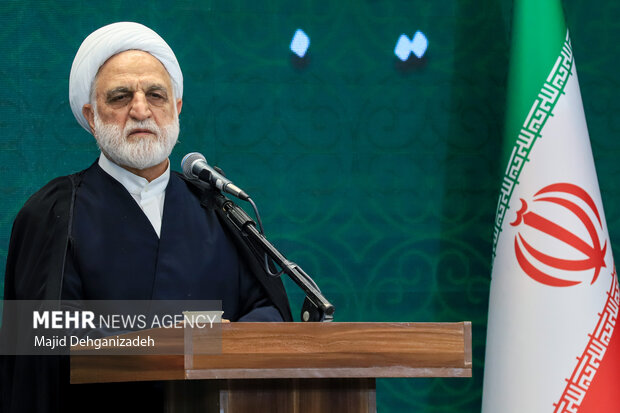 دیدار اقشار مختلف مردم استان یزد با رئیس قوه قضائیه