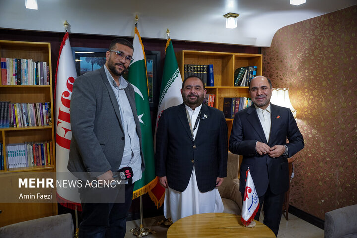 وزير الثقافة الباكستاني: وقعنا مذكرة تفاهم ثقافية مع إيران وسنترجم أعمال "إقبال" إلى اللغة الأردية