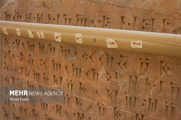 مرمت در حریم شاهان