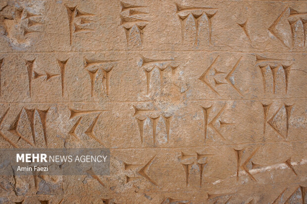 مرمت در حریم شاهان