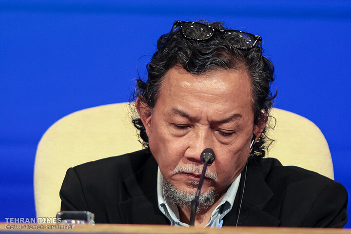 Ayatollah Khamenei’s vision of freedom and humanity discussed in intl. conference