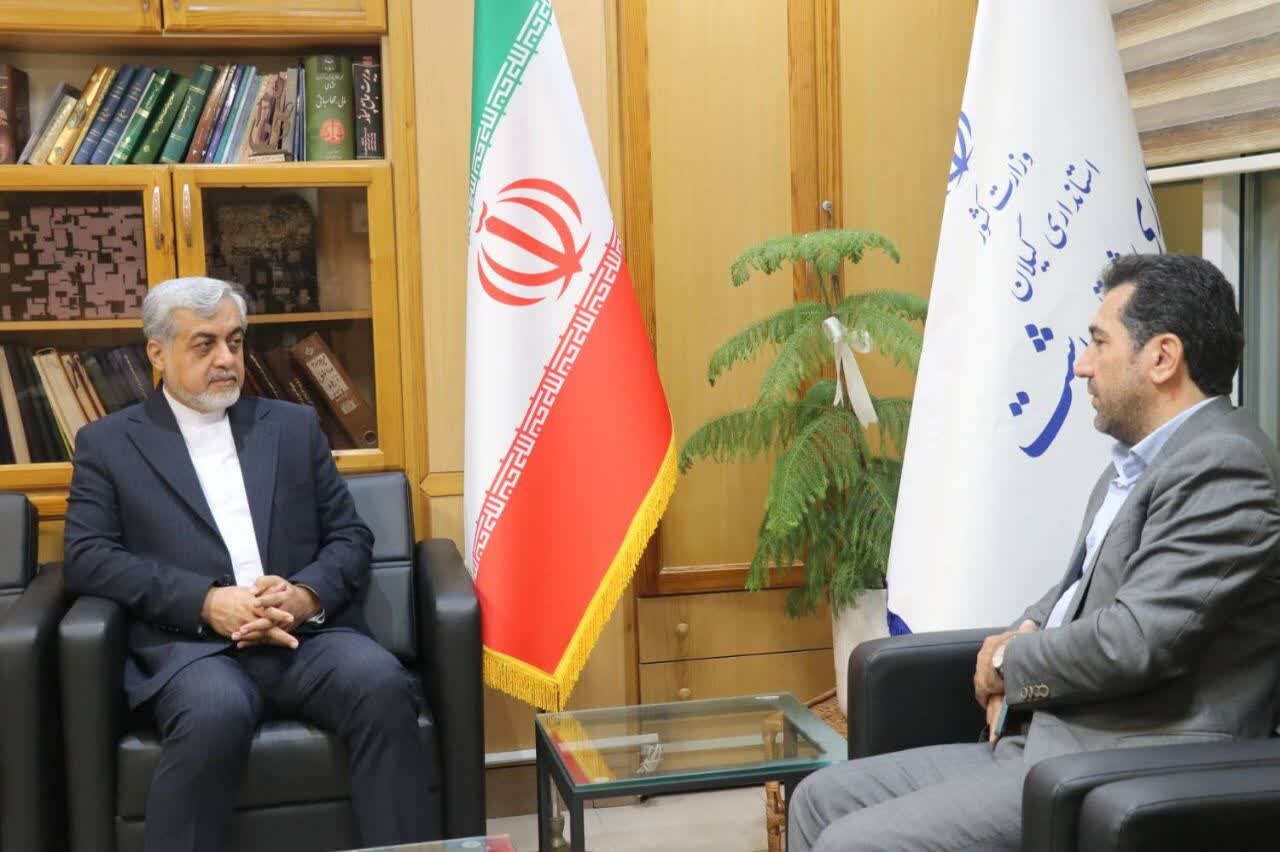 فرماندار رشت: توسعه پایدار بدون حفظ نیروی کار ممکن نیست