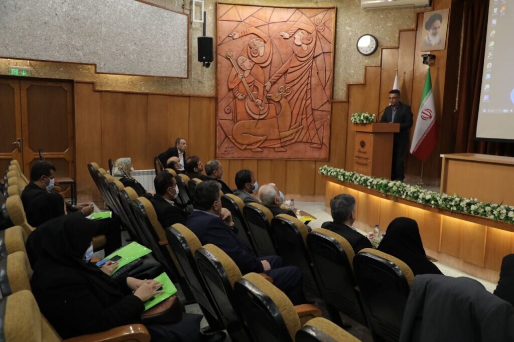 معاون وزارت کشور: حکمرانی نوین بدون آموزش مداوم مدیران امکان‌پذیر نیست