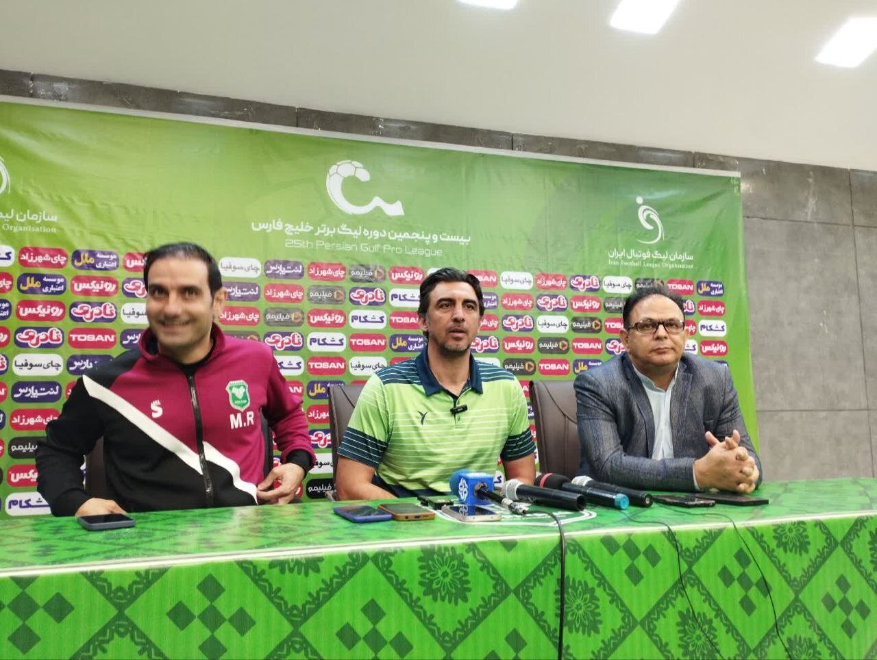 بازي،هواداران،رحمتي،تيمي،خيبر،تيمشان،دونده