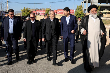 Pezeşkiyan'dan Kohgiluye ve Buyer Ahmed eyaletine ziyaret