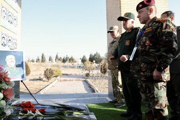 نمایندگان سازمان همکاری شانگهای به شهدای محور مقاومت ادای احترام کردند