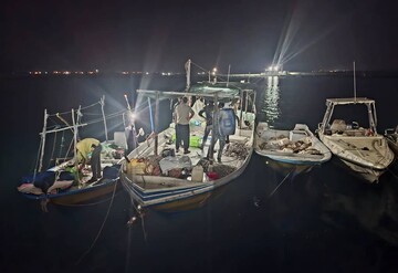 دو شناور غیرمجاز ترال در جاسک توقیف شد