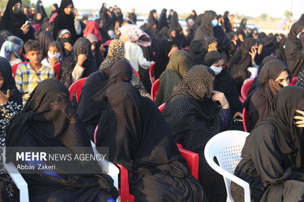 تشییع و تدفین پیکر شهید گمنام هشت سال دفاع مقدس در هشتبندی