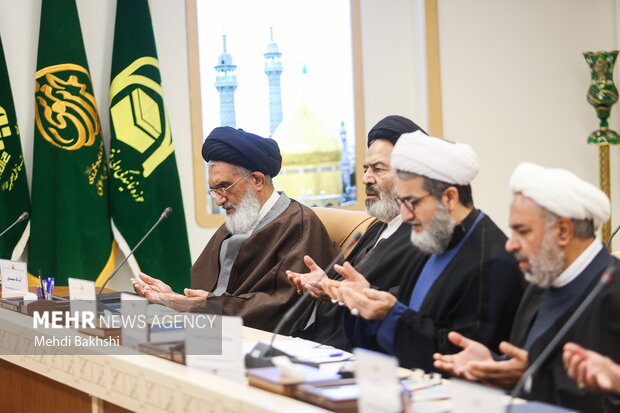 هشتمین اجلاسیه تولیت های اعتباب مقدس ایران اسلامی