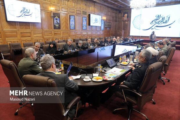 دیدار اعضای کمیسیون برنامه و بودجه و محاسبات مجلس شورای اسلامی با فرمانده کل ارتش