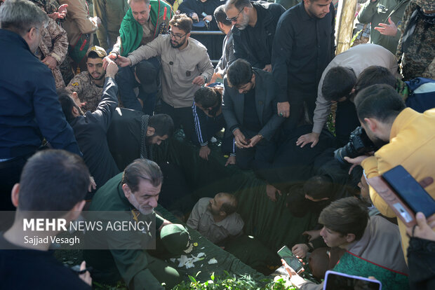 تشییع شهید گمنام در همدان